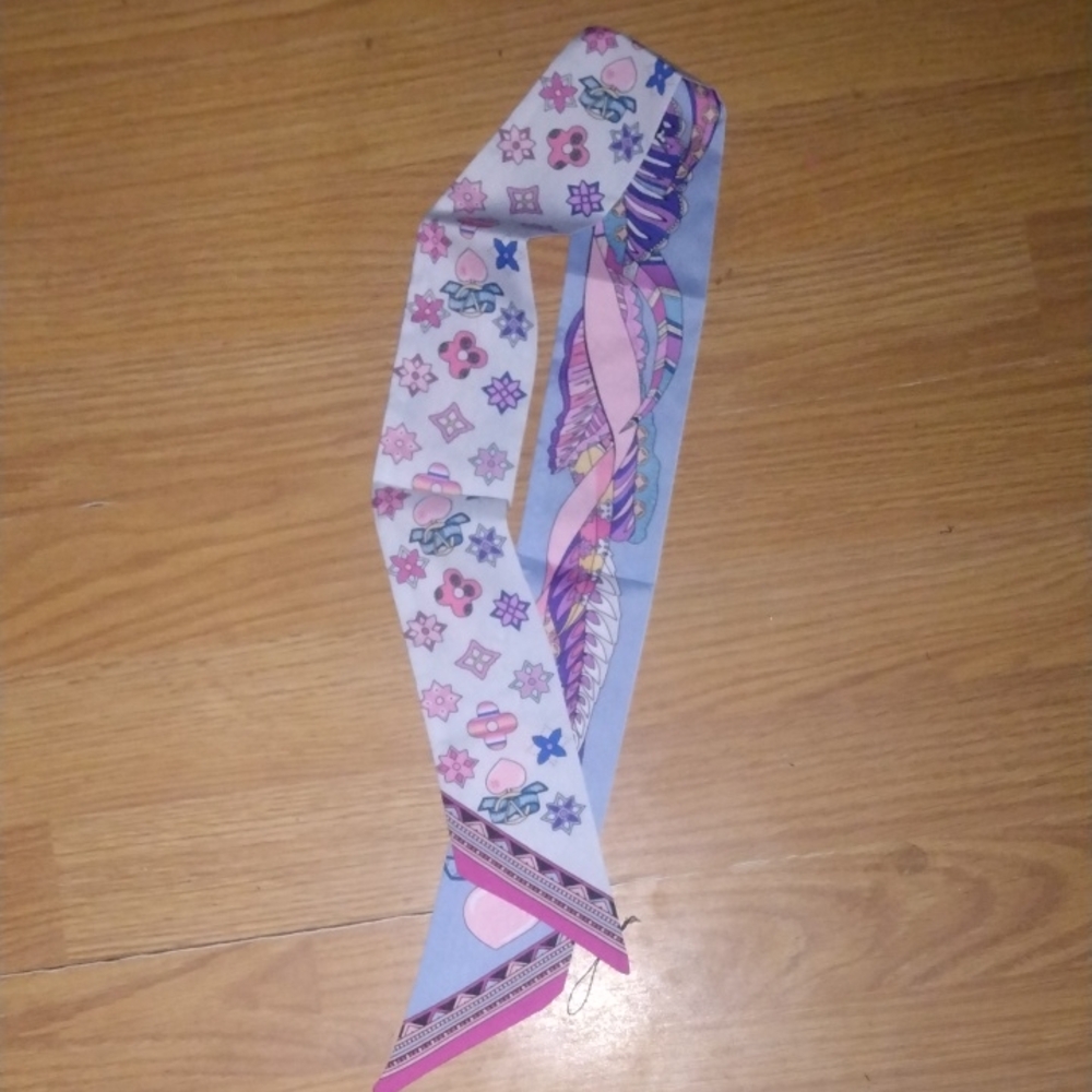Floral Pink and Blue Twilly